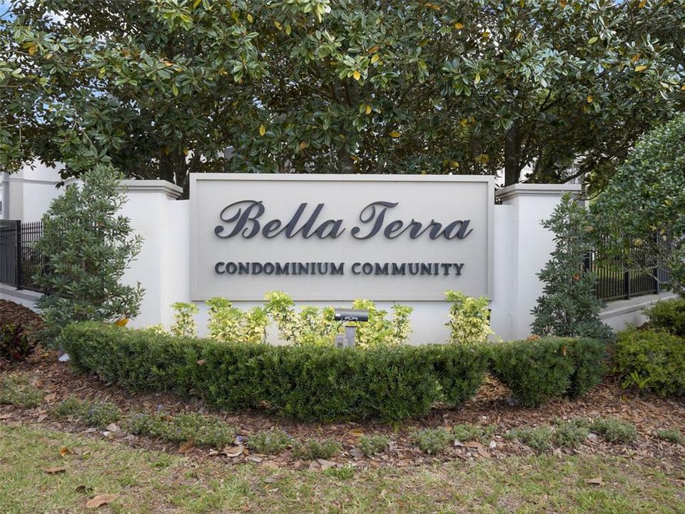 For Sale: $235,000 (3 beds, 2 baths, 1205 Square Feet)