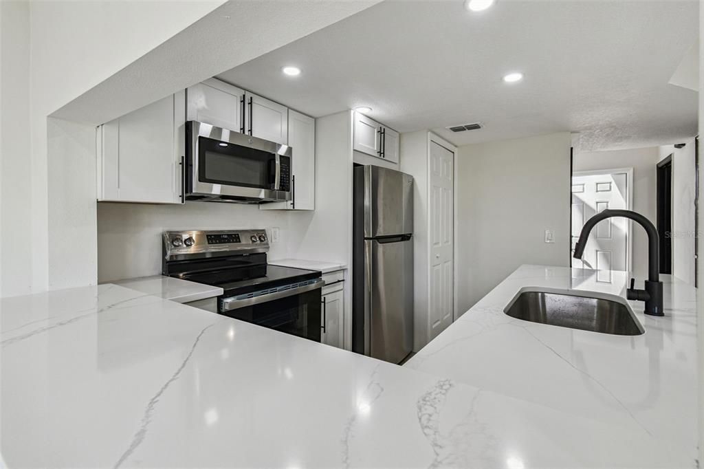 For Sale: $355,000 (4 beds, 3 baths, 2406 Square Feet)