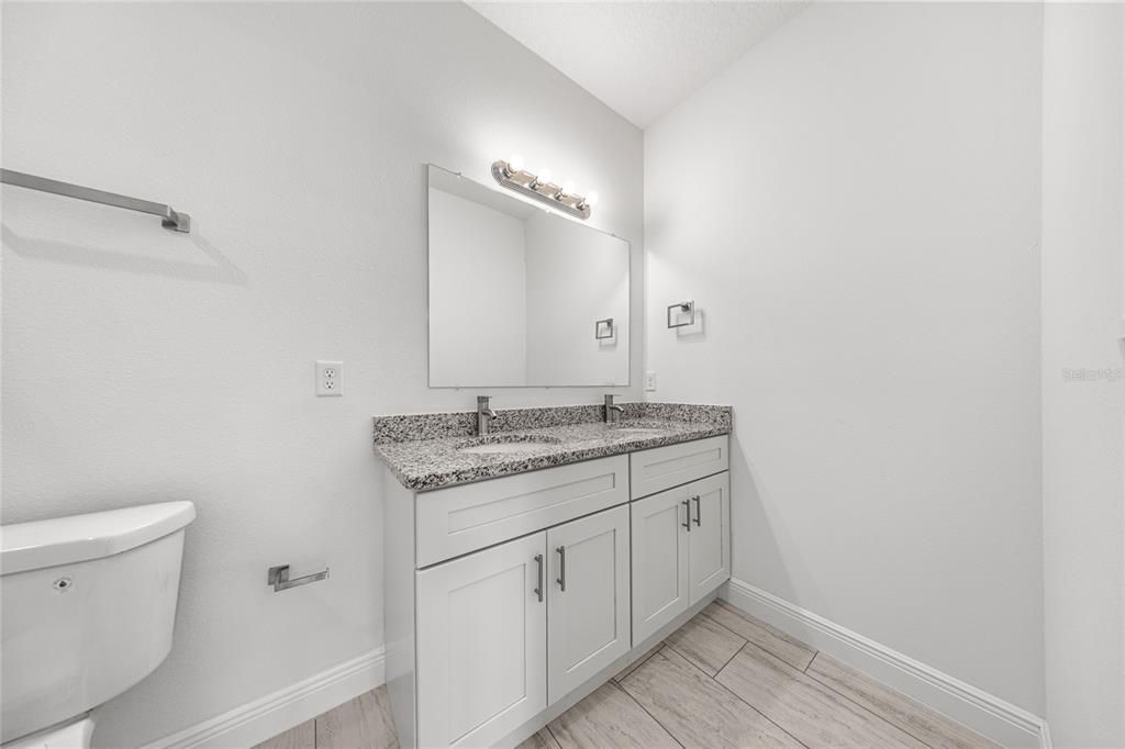 For Sale: $311,900 (4 beds, 3 baths, 1827 Square Feet)