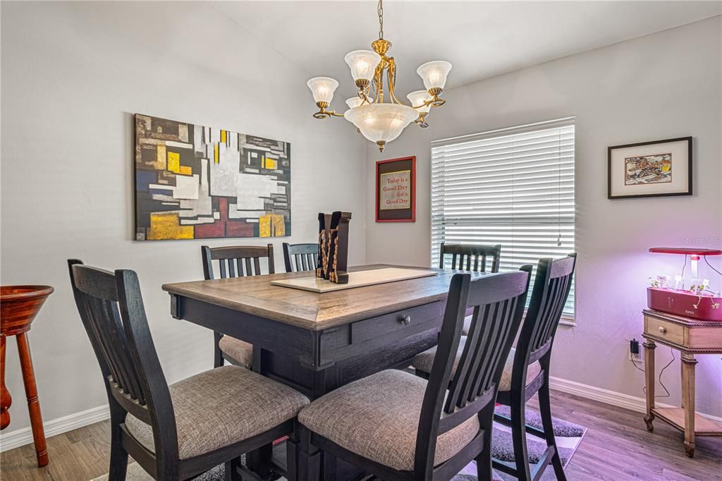Active With Contract: $489,500 (3 beds, 2 baths, 1975 Square Feet)