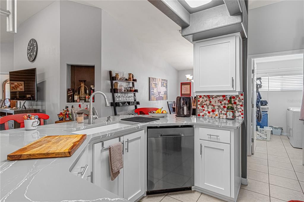 Active With Contract: $489,500 (3 beds, 2 baths, 1975 Square Feet)