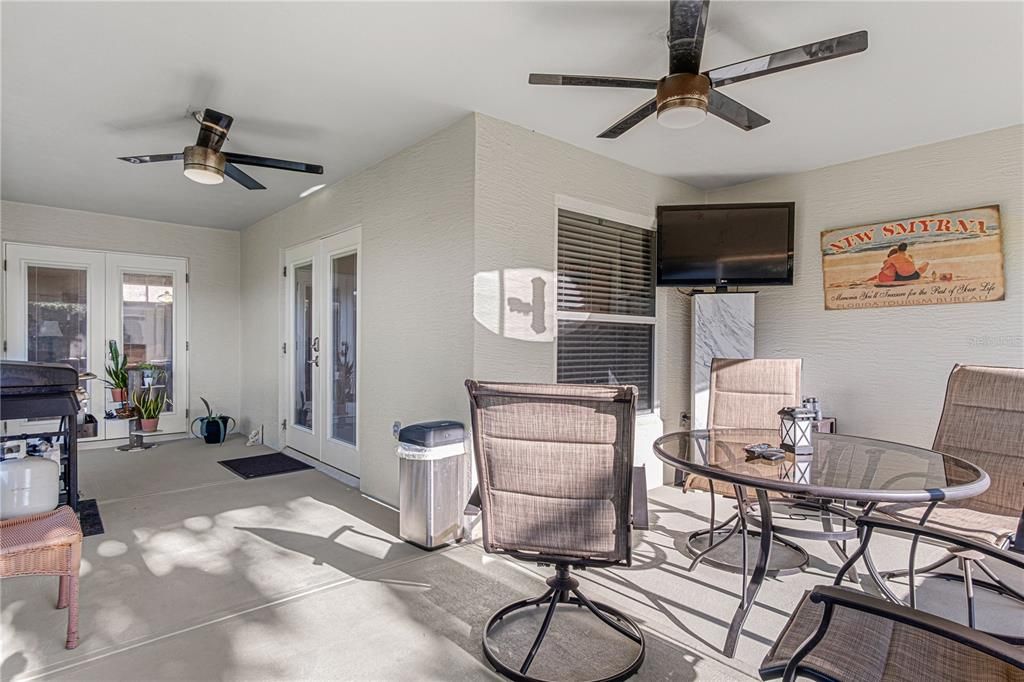 Active With Contract: $489,500 (3 beds, 2 baths, 1975 Square Feet)