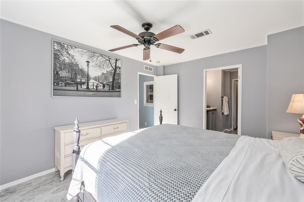 En Venta: $650,000 (7 camas, 5 baños, 3216 Pies cuadrados)