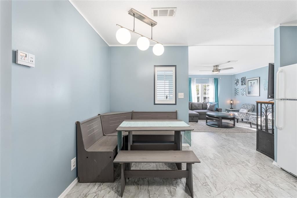 En Venta: $650,000 (7 camas, 5 baños, 3216 Pies cuadrados)