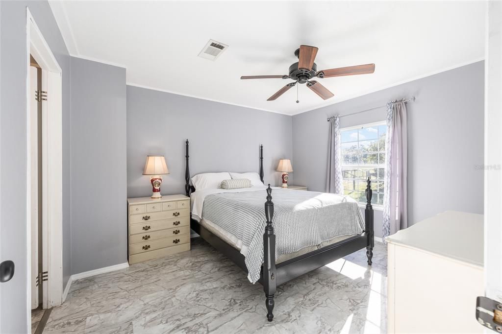 En Venta: $650,000 (7 camas, 5 baños, 3216 Pies cuadrados)