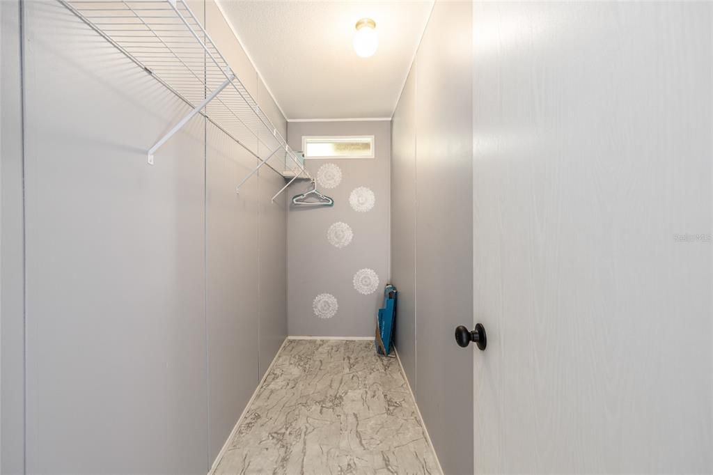 En Venta: $650,000 (7 camas, 5 baños, 3216 Pies cuadrados)