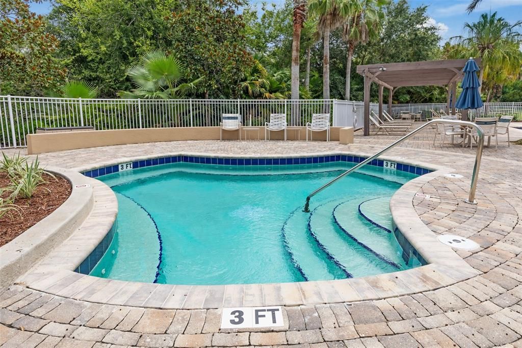 На продажу: $129,900 (0.22 acres)