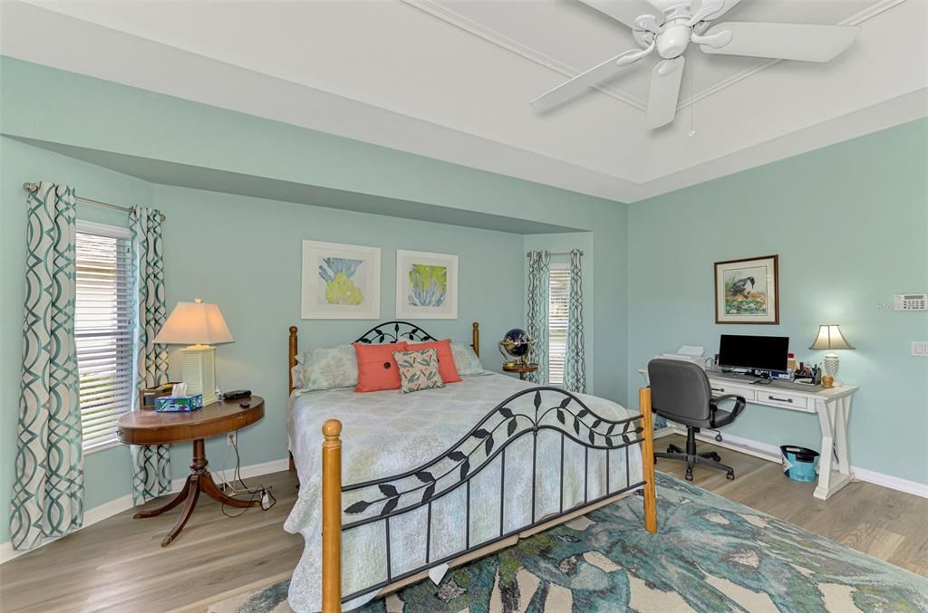 На продажу: $514,900 (3 спален, 2 ванн, 2495 Квадратных фут)