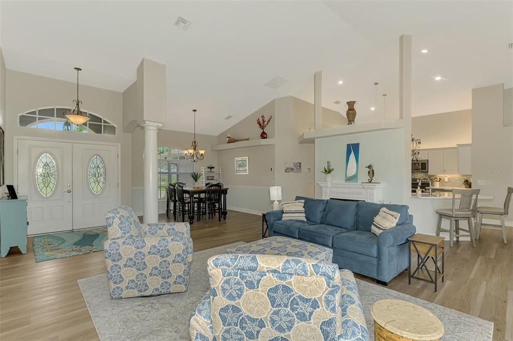 На продажу: $514,900 (3 спален, 2 ванн, 2495 Квадратных фут)