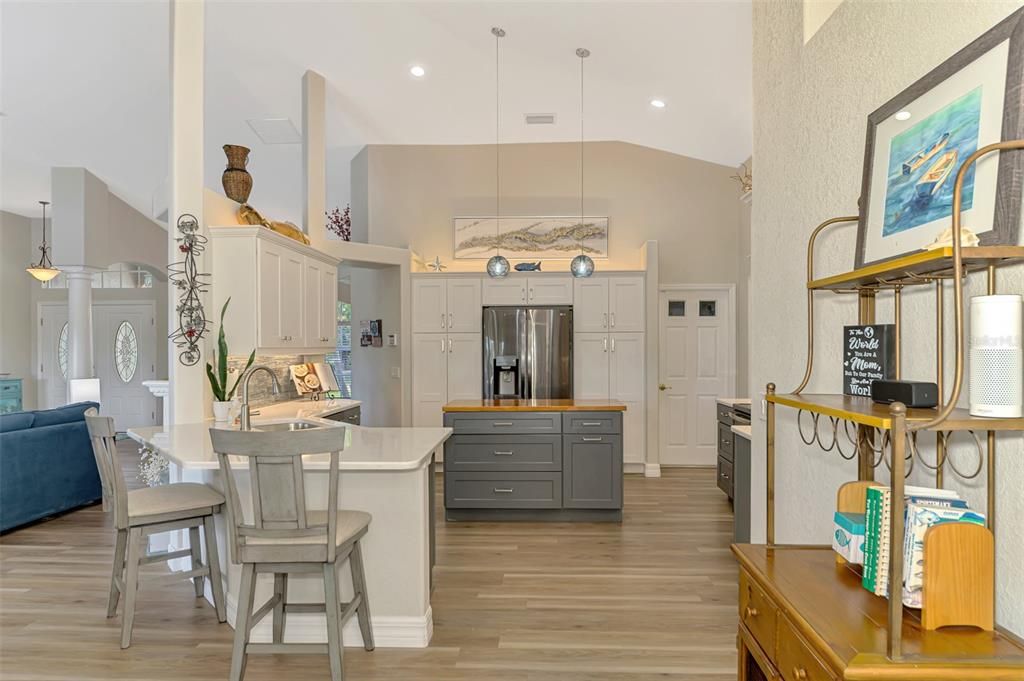 На продажу: $514,900 (3 спален, 2 ванн, 2495 Квадратных фут)