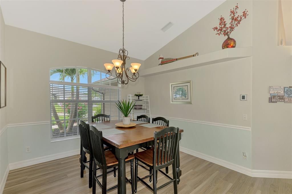 На продажу: $514,900 (3 спален, 2 ванн, 2495 Квадратных фут)