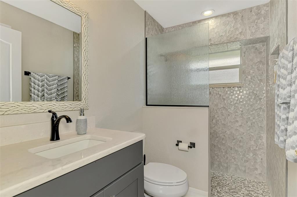 На продажу: $514,900 (3 спален, 2 ванн, 2495 Квадратных фут)