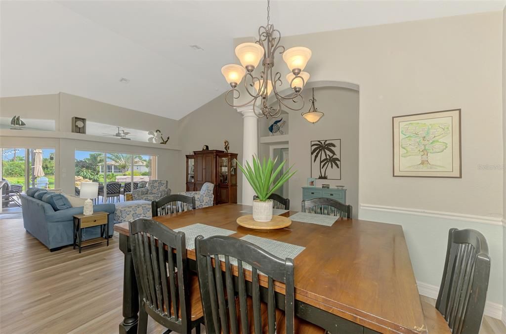 На продажу: $514,900 (3 спален, 2 ванн, 2495 Квадратных фут)