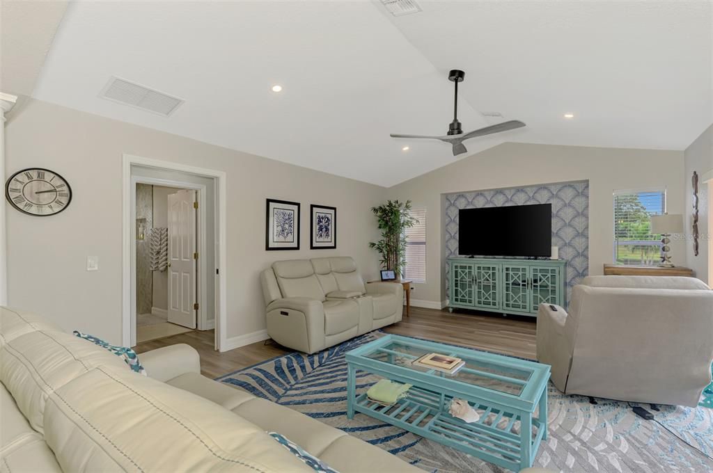 На продажу: $514,900 (3 спален, 2 ванн, 2495 Квадратных фут)