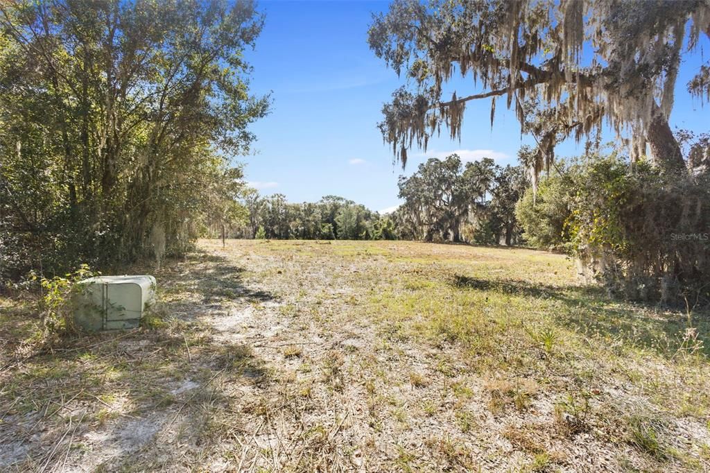 En Venta: $299,000 (2.50 acres)