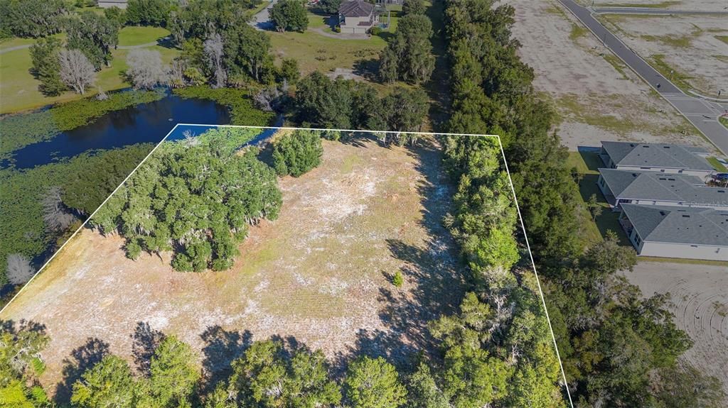 En Venta: $299,000 (2.50 acres)