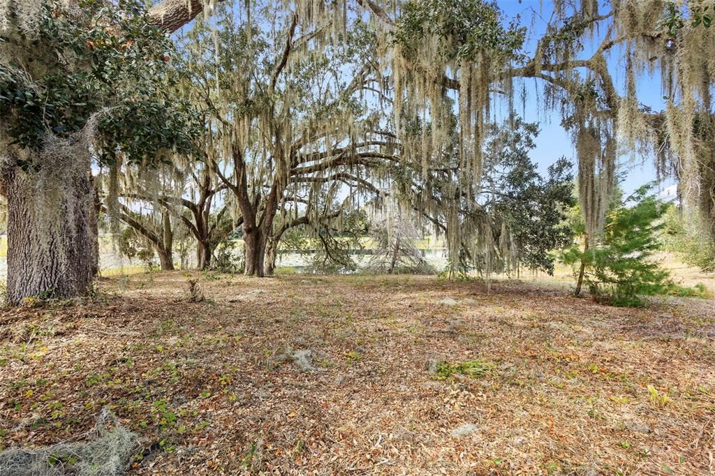 En Venta: $299,000 (2.50 acres)