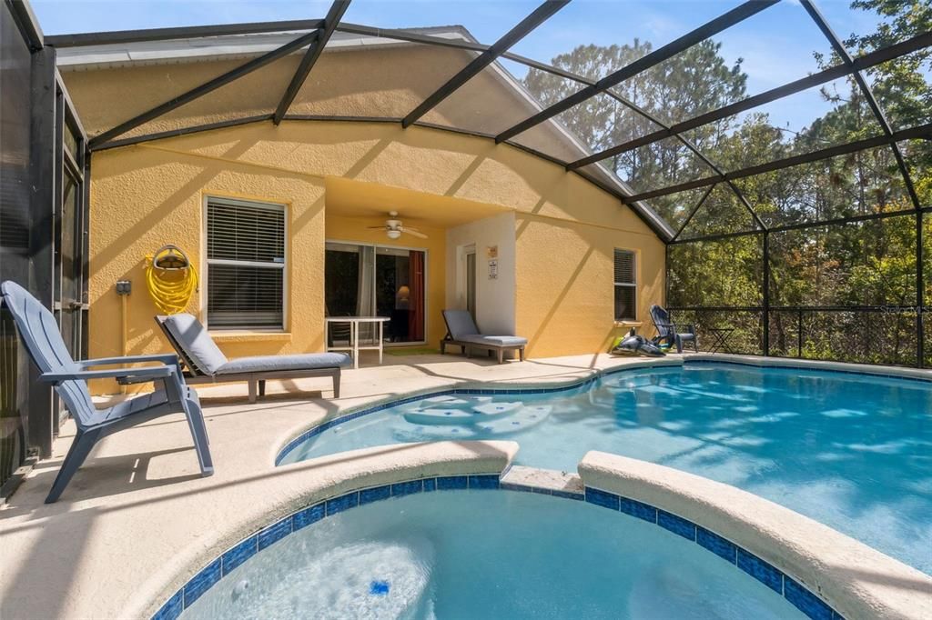 For Sale: $367,500 (5 beds, 3 baths, 1673 Square Feet)