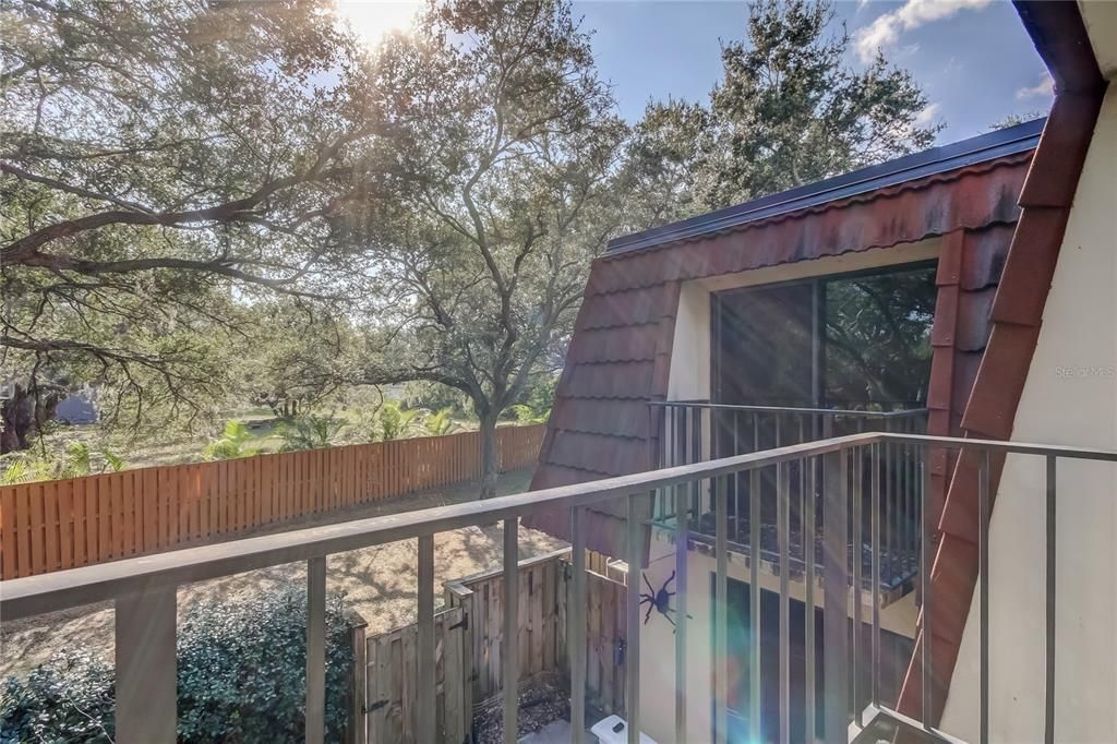 Под контрактом: $225,000 (3 спален, 2 ванн, 1572 Квадратных фут)