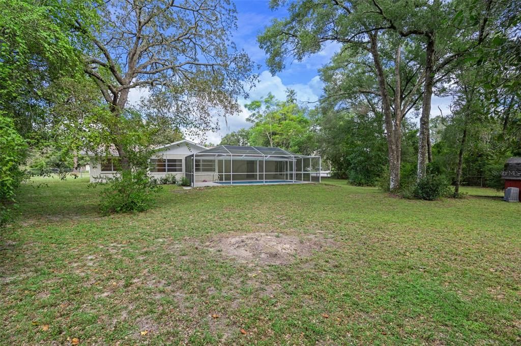 Active With Contract: $270,000 (2 beds, 2 baths, 1062 Square Feet)