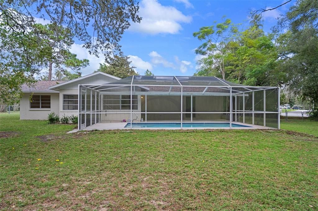 Active With Contract: $270,000 (2 beds, 2 baths, 1062 Square Feet)