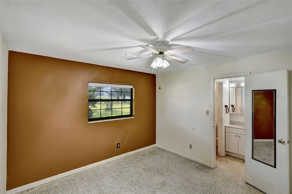 For Sale: $639,000 (3 beds, 2 baths, 1206 Square Feet)