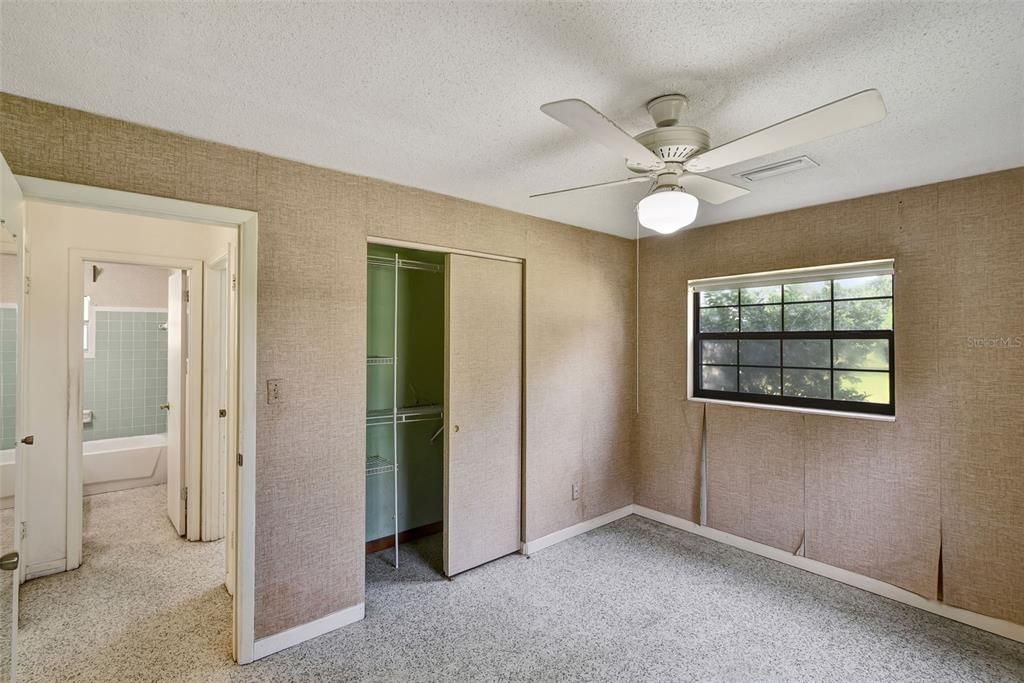 For Sale: $639,000 (3 beds, 2 baths, 1206 Square Feet)