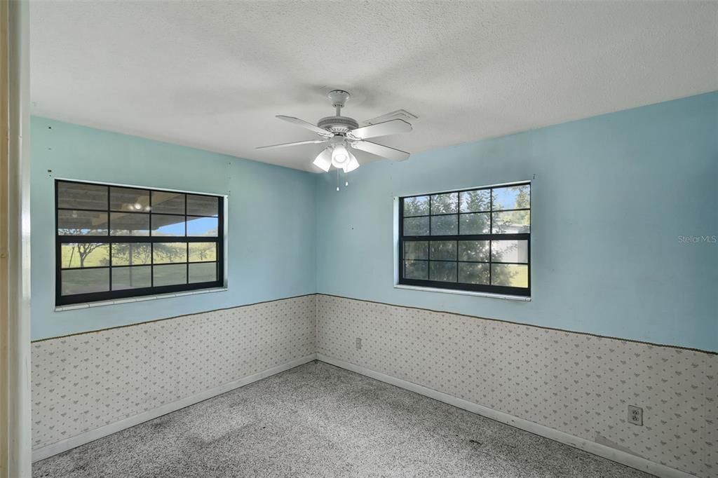 For Sale: $639,000 (3 beds, 2 baths, 1206 Square Feet)