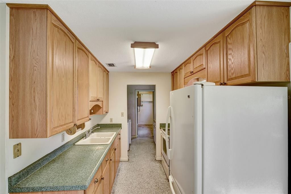 For Sale: $639,000 (3 beds, 2 baths, 1206 Square Feet)