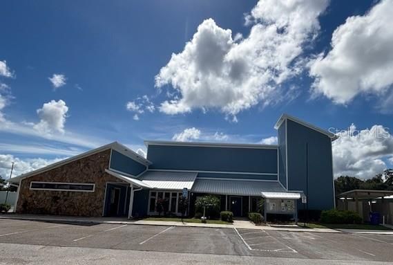 出租: $1,395 (2 贝兹, 2 浴室, 900 平方英尺)