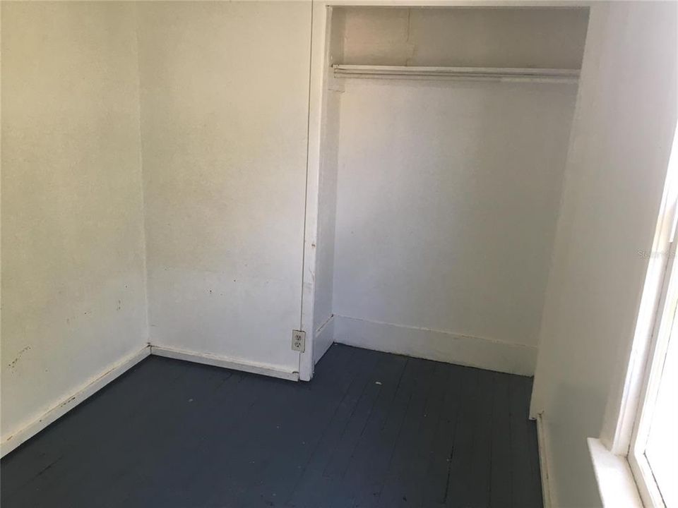 出租: $650 (2 贝兹, 1 浴室, 675 平方英尺)