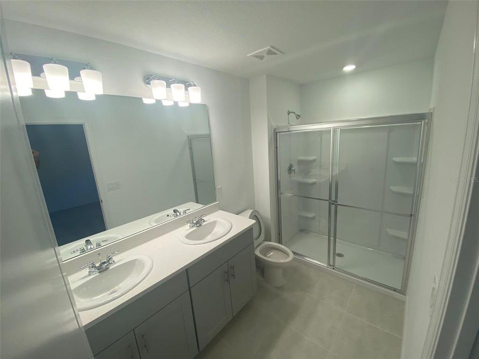 出租: $1,950 (3 贝兹, 2 浴室, 1365 平方英尺)