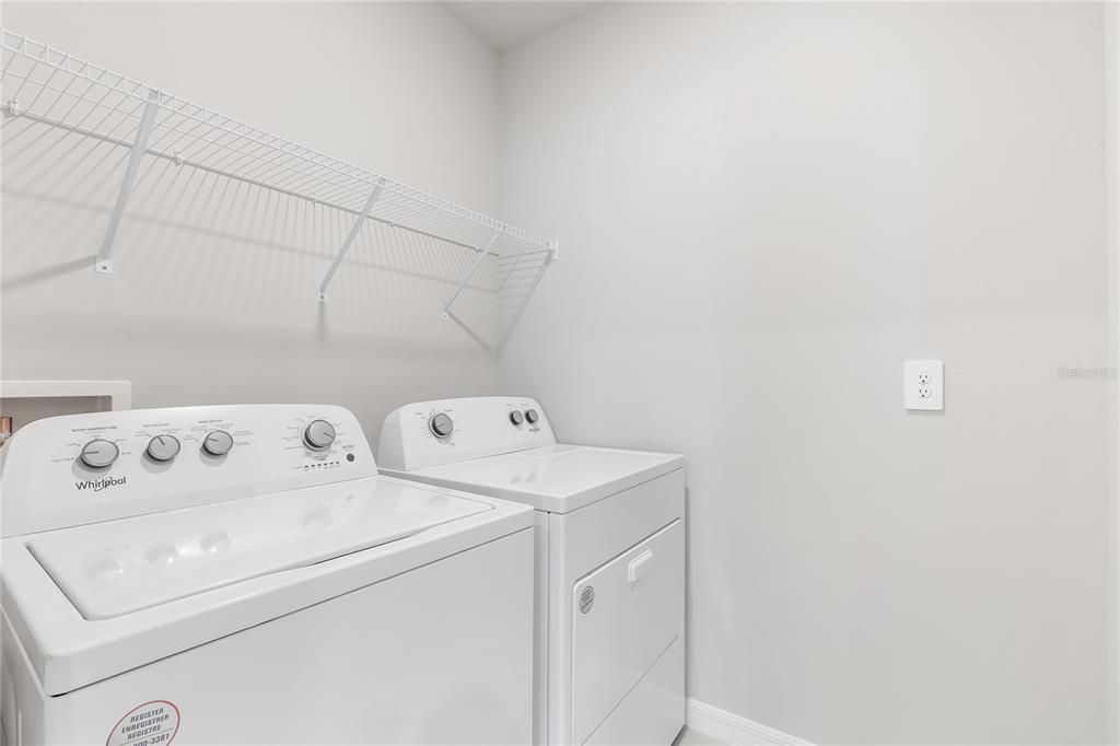 Active With Contract: $327,998 (4 beds, 2 baths, 1828 Square Feet)