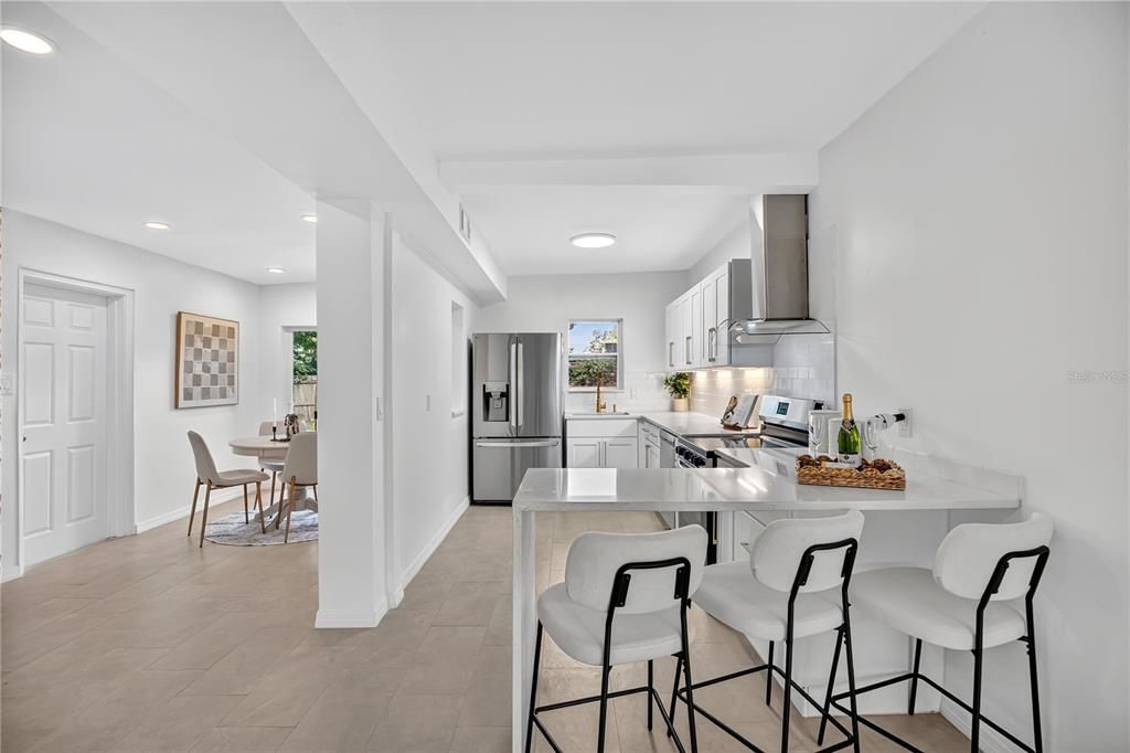 En Venta: $539,000 (3 camas, 2 baños, 1263 Pies cuadrados)