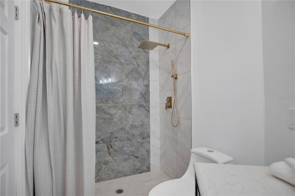 En Venta: $539,000 (3 camas, 2 baños, 1263 Pies cuadrados)