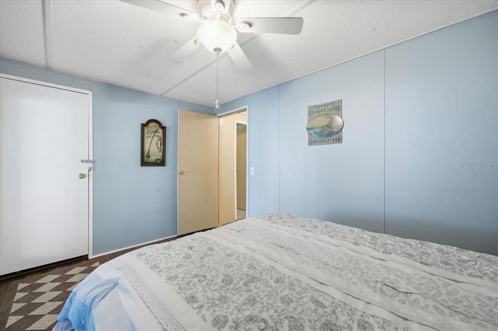 For Rent: $2,800 (3 beds, 2 baths, 1344 Square Feet)