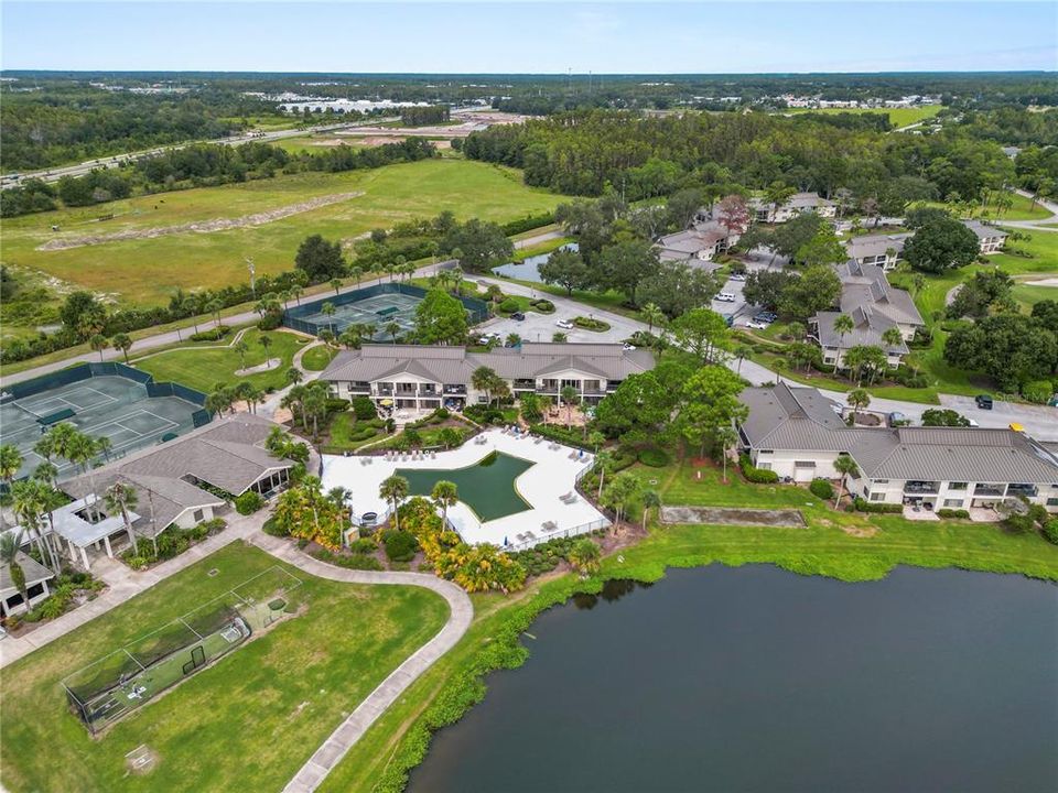 For Sale: $319,000 (3 beds, 3 baths, 1519 Square Feet)