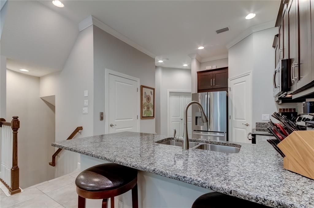 For Rent: $3,500 (4 beds, 2 baths, 1920 Square Feet)