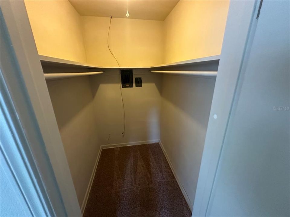 В аренду: $1,795 (2 спален, 2 ванн, 1232 Квадратных фут)