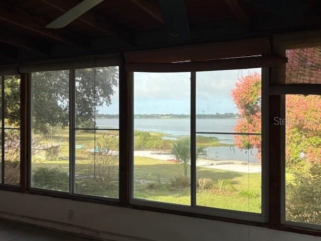 For Sale: $264,900 (2 beds, 2 baths, 1608 Square Feet)