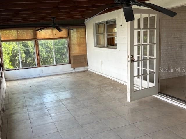 For Sale: $264,900 (2 beds, 2 baths, 1608 Square Feet)