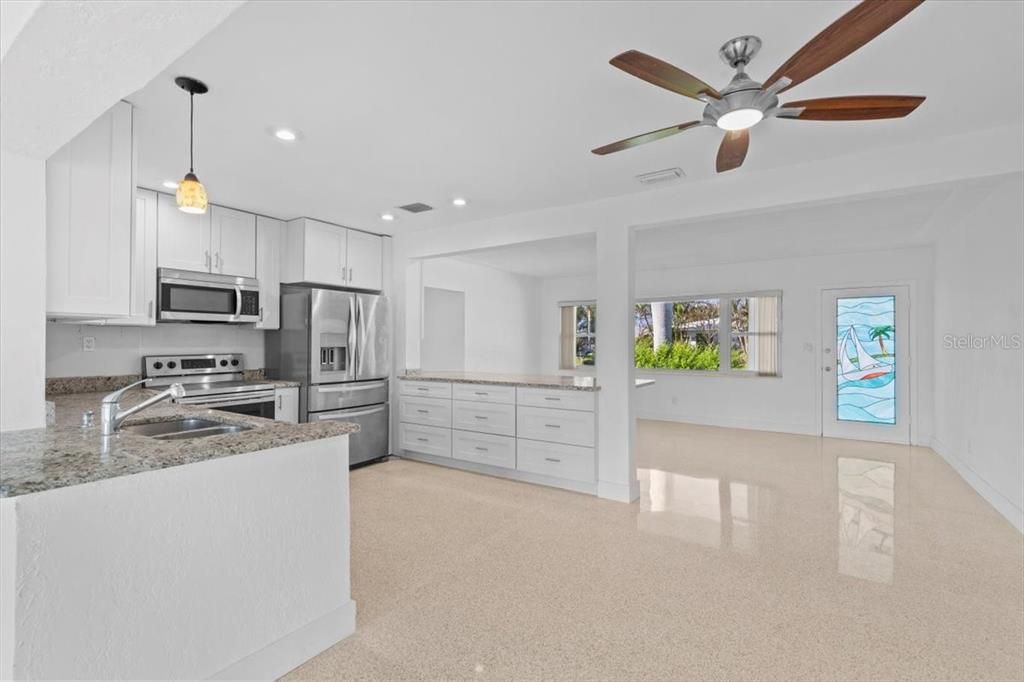 待售: $959,000 (3 贝兹, 3 浴室, 2209 平方英尺)