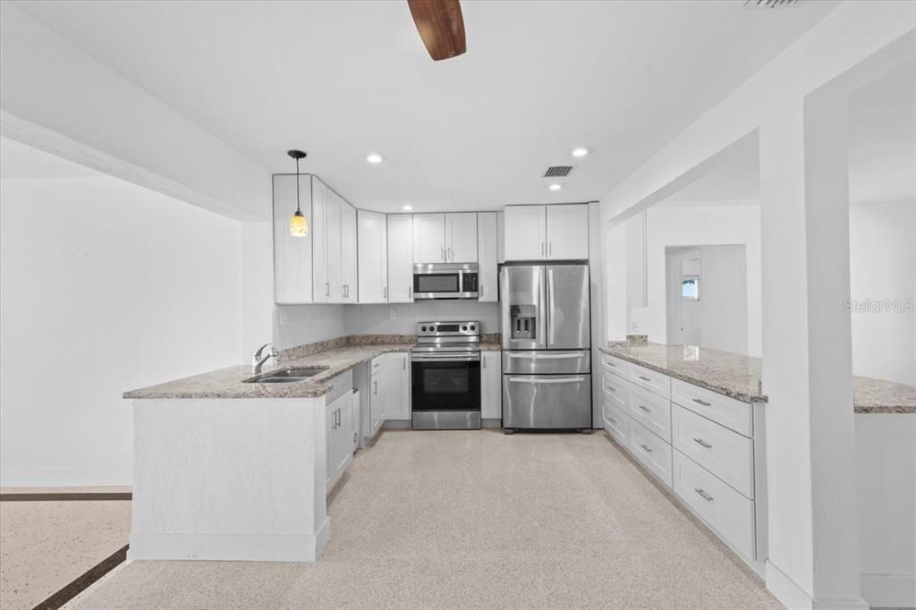 待售: $959,000 (3 贝兹, 3 浴室, 2209 平方英尺)