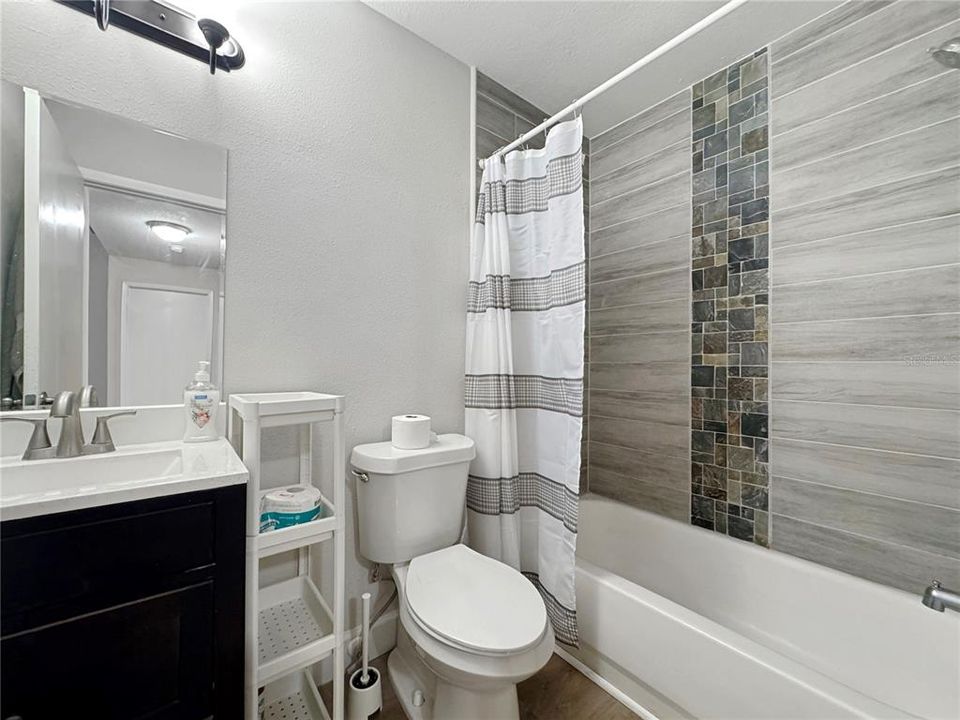 En Venta: $349,000 (3 camas, 2 baños, 1260 Pies cuadrados)