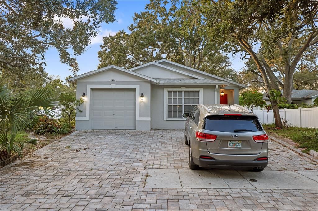 En Venta: $349,000 (3 camas, 2 baños, 1260 Pies cuadrados)