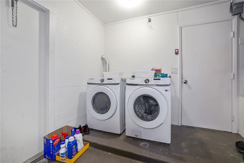 En Venta: $349,000 (3 camas, 2 baños, 1260 Pies cuadrados)