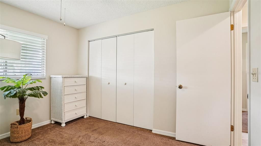 For Sale: $209,000 (2 beds, 2 baths, 1008 Square Feet)