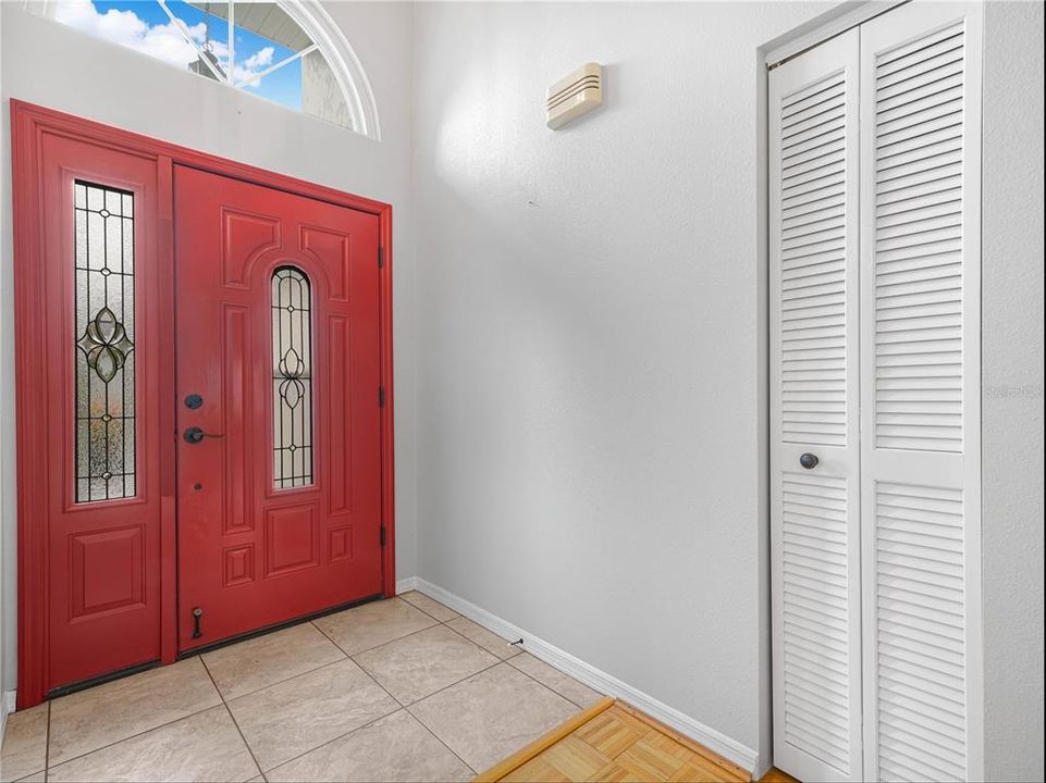 For Sale: $260,000 (2 beds, 2 baths, 1396 Square Feet)