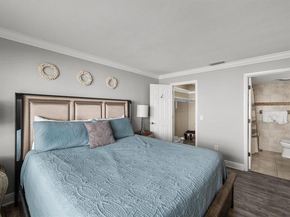 В аренду: $3,900 (2 спален, 2 ванн, 1430 Квадратных фут)