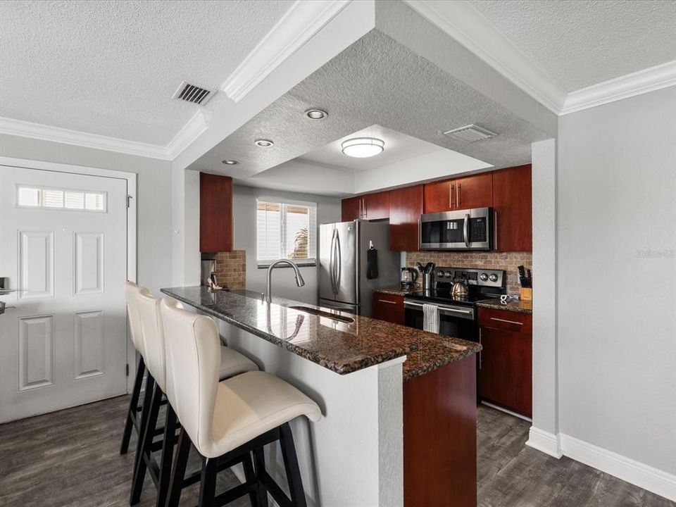 В аренду: $3,900 (2 спален, 2 ванн, 1430 Квадратных фут)